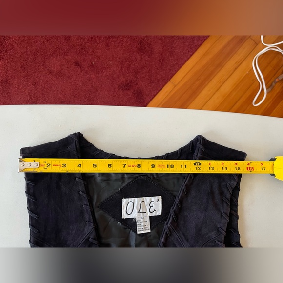 OLE’ Black Fringe Suede Vest - Picture 4 of 10